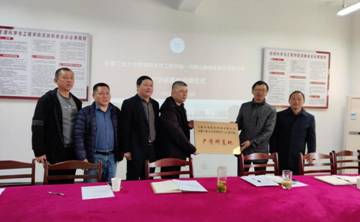 5818f6ee76b392ee8914b86ea3dc3f6